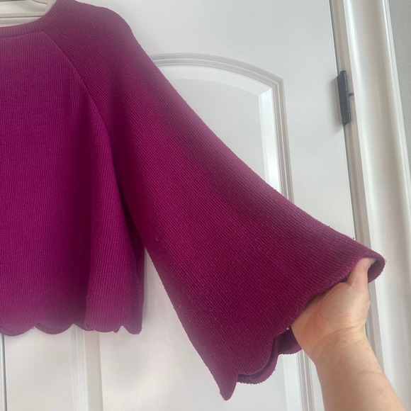 Evenlyn Ribbed Textured Scalloped Hem and Bell Sleeve Fuchsia Sweater Blouse - Picture 2 of 7